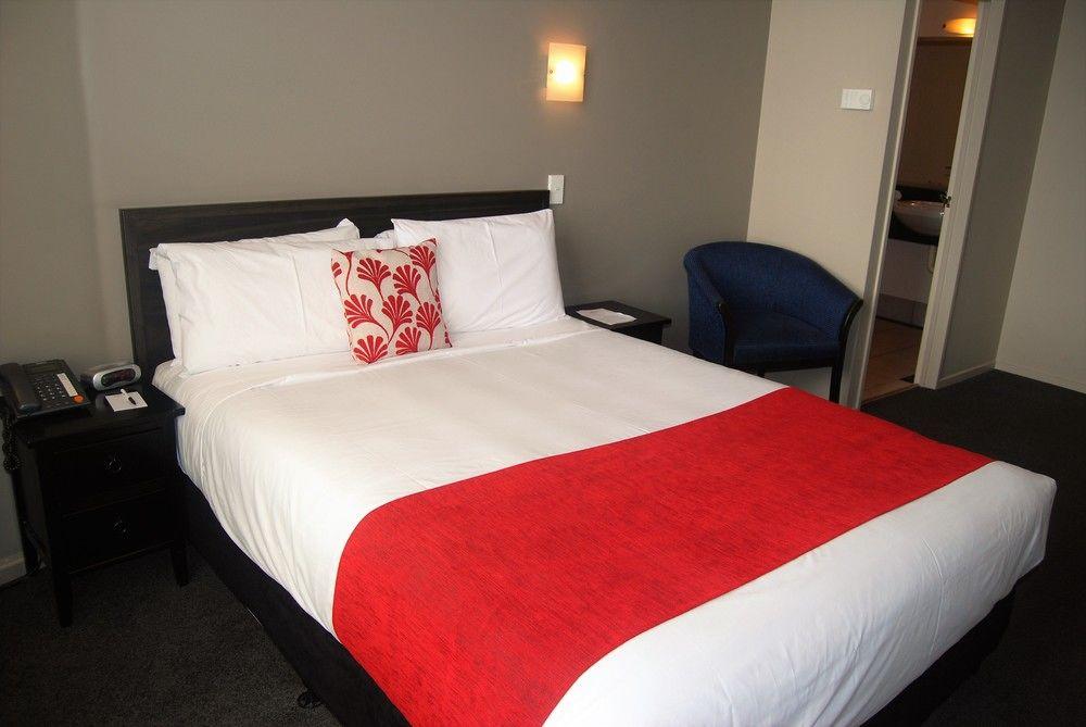 Distinction New Plymouth Hotel Exterior photo
