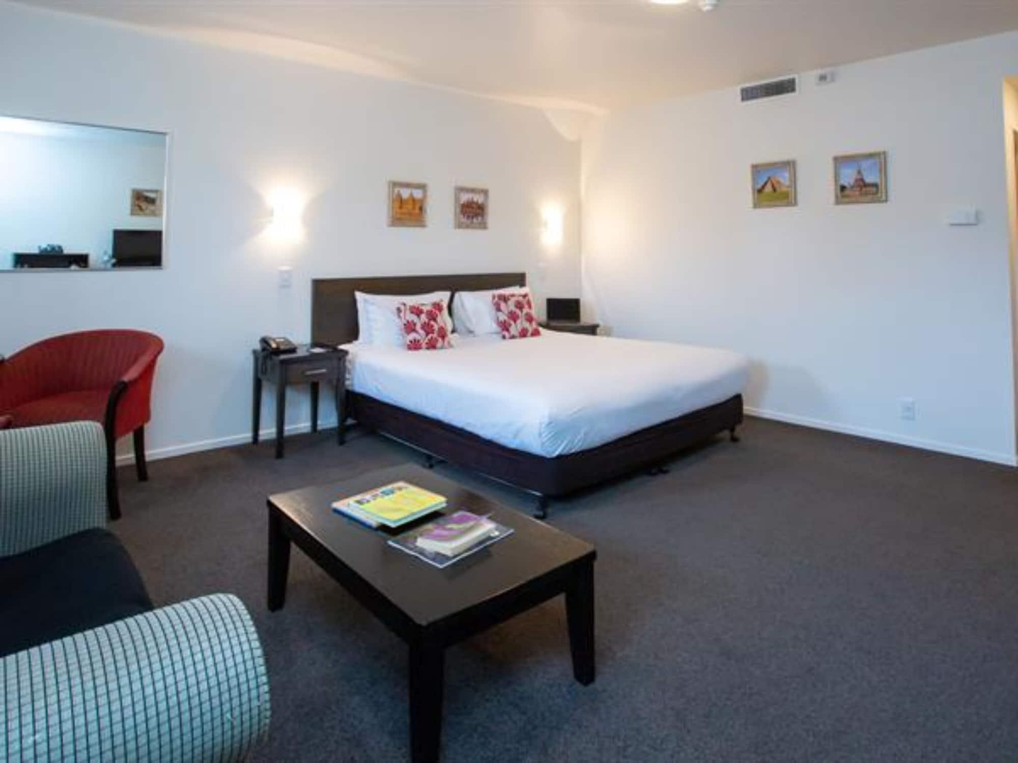 Distinction New Plymouth Hotel Exterior photo