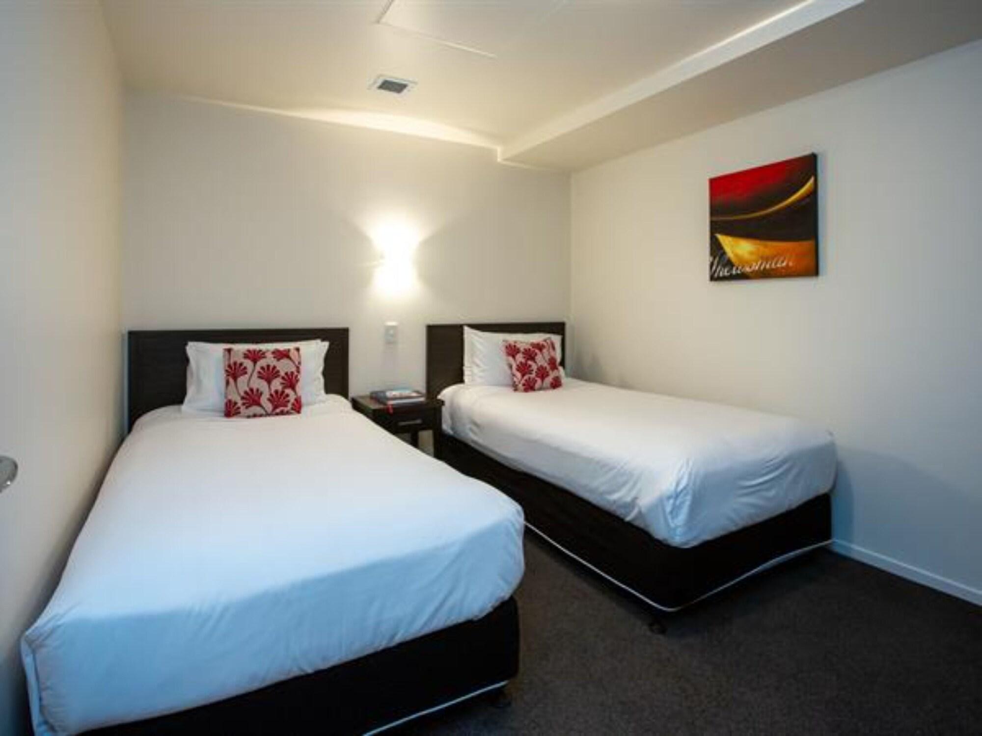 Distinction New Plymouth Hotel Exterior photo