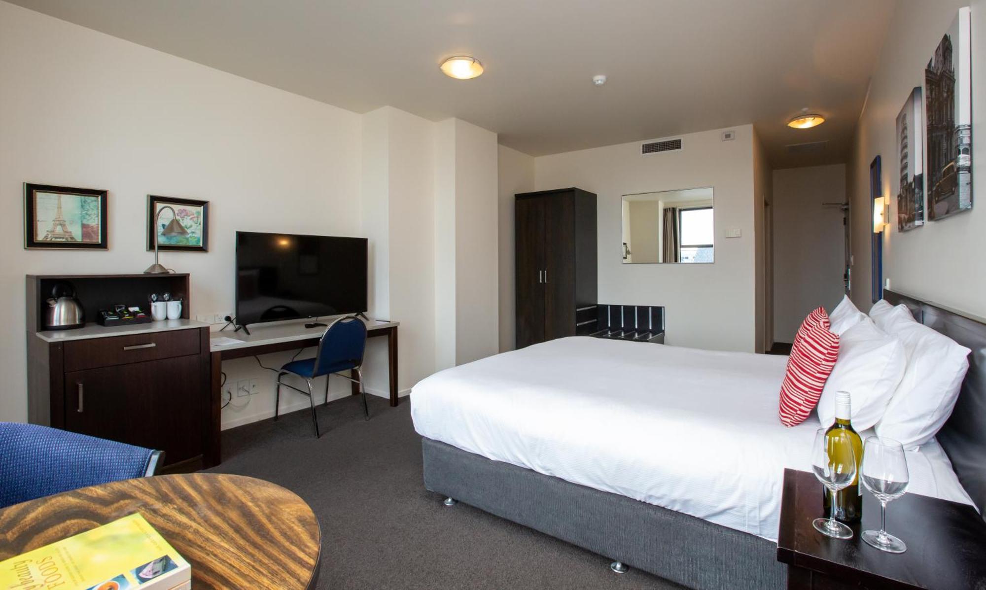 Distinction New Plymouth Hotel Exterior photo