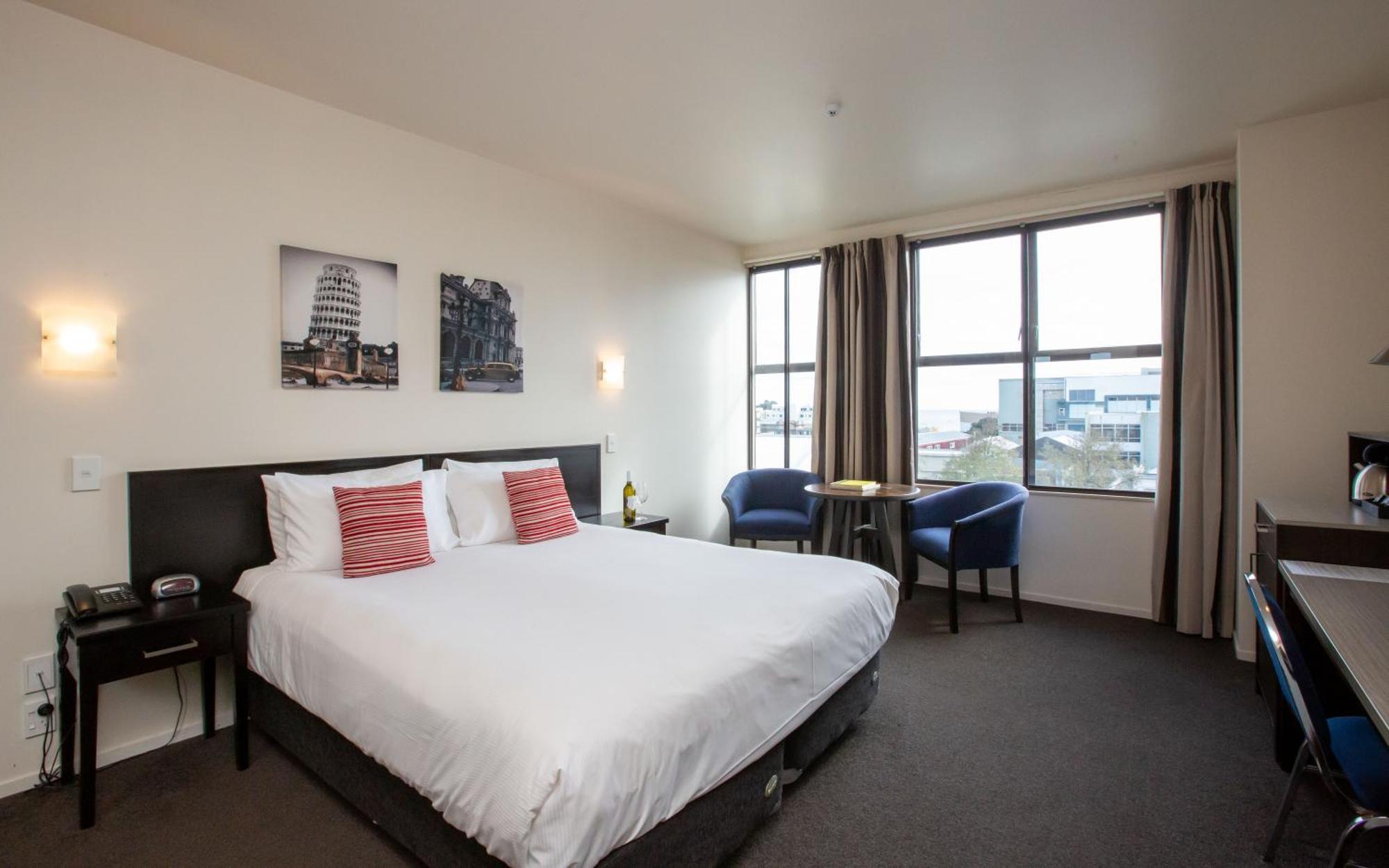 Distinction New Plymouth Hotel Exterior photo