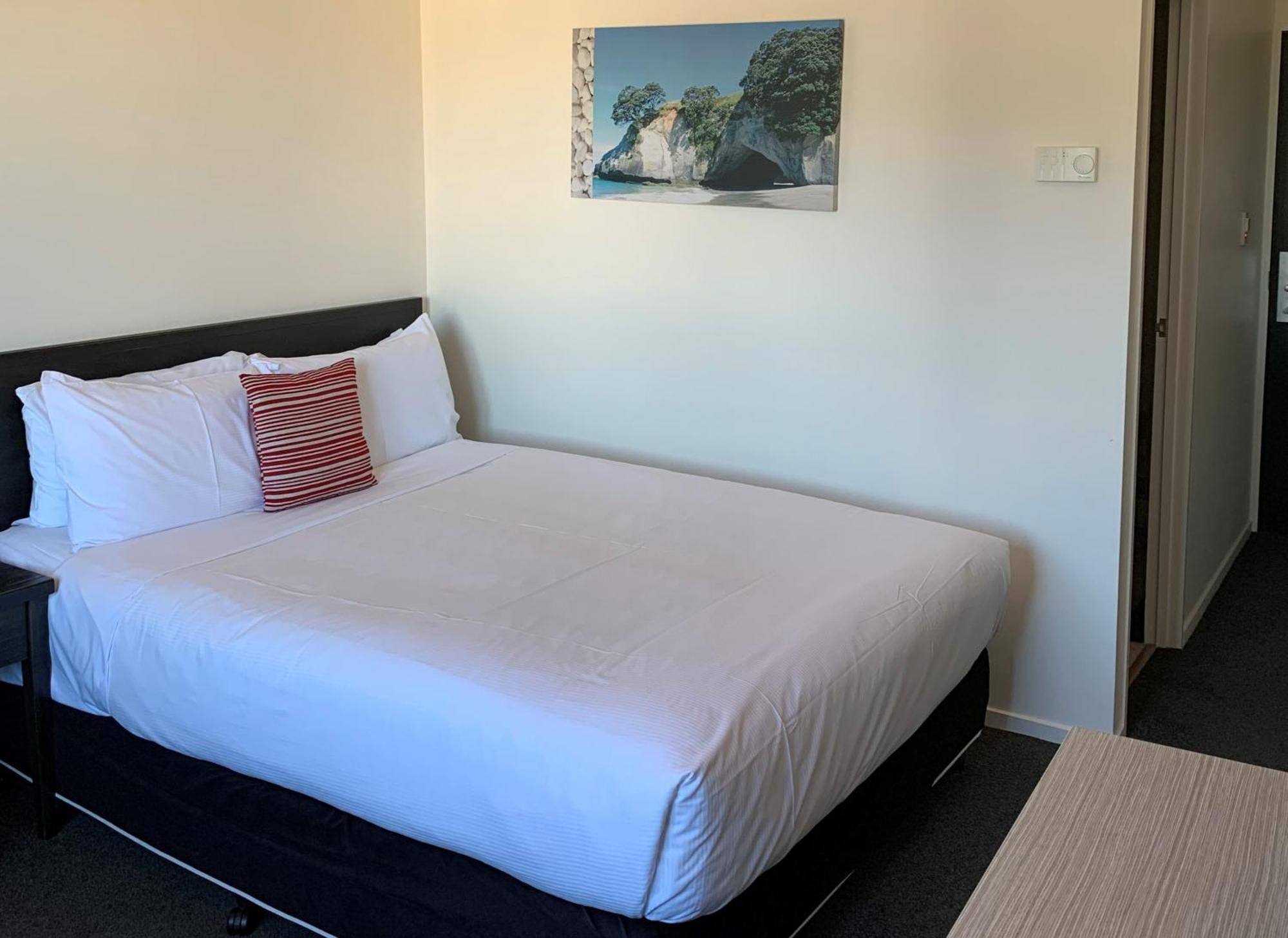 Distinction New Plymouth Hotel Exterior photo