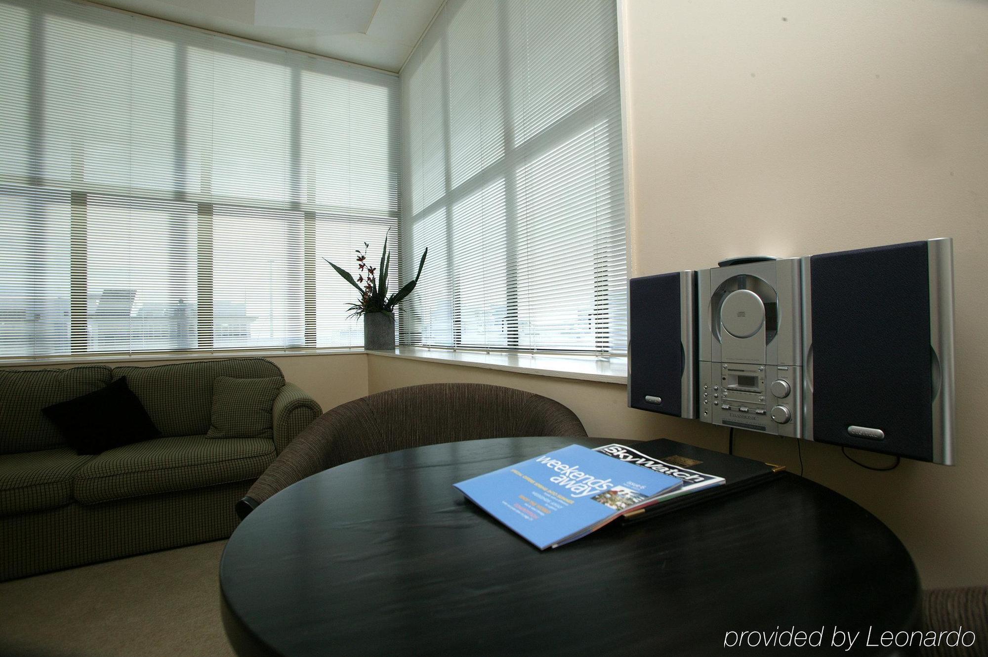 Distinction New Plymouth Hotel Room photo