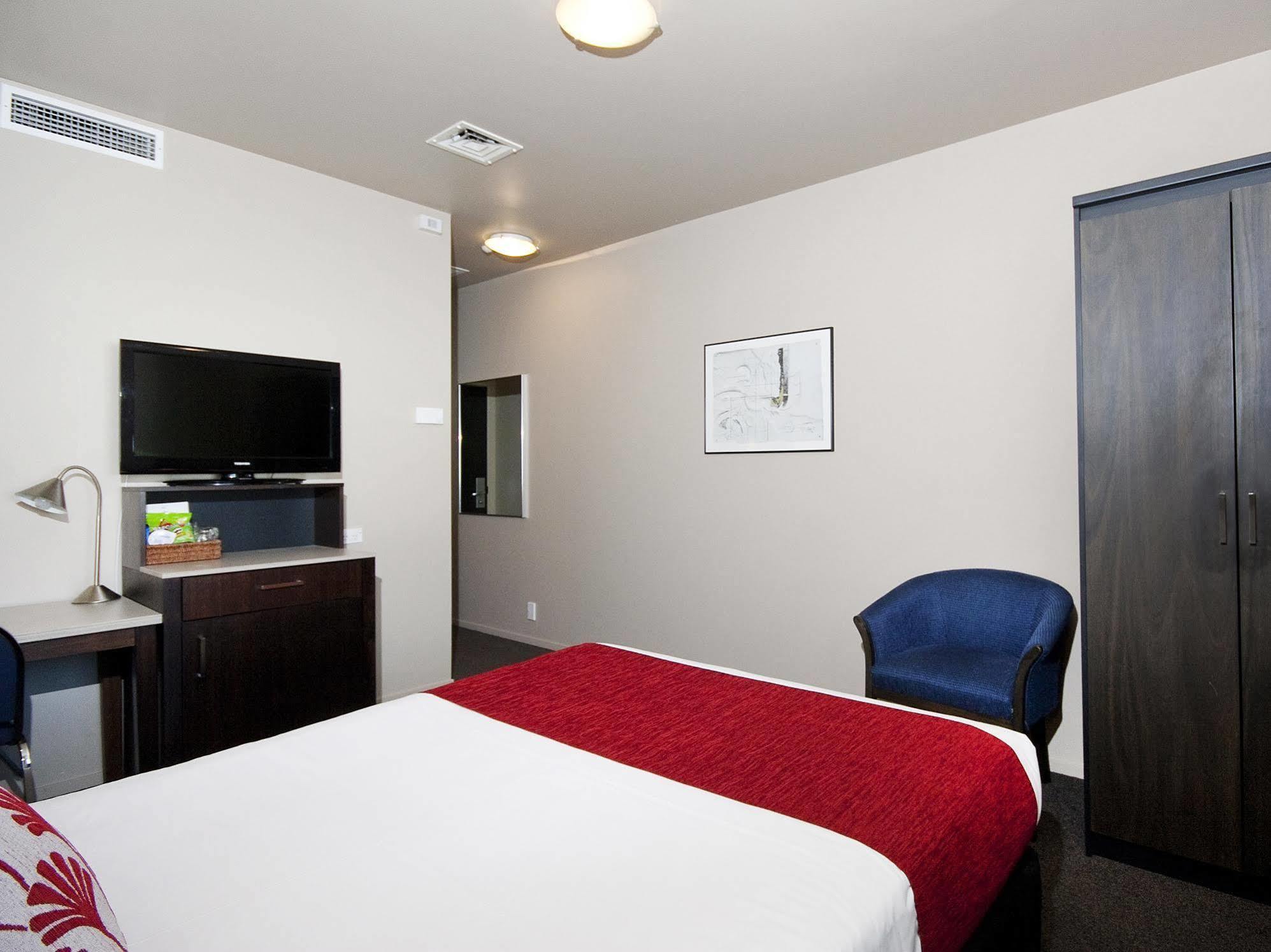 Distinction New Plymouth Hotel Exterior photo